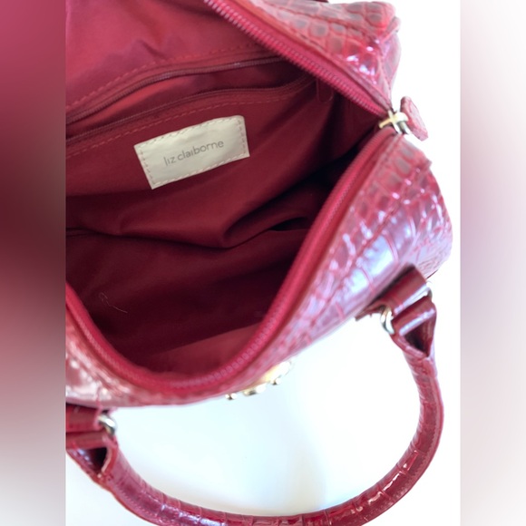 Red Faux Croc Handbag - Picture 4 of 5